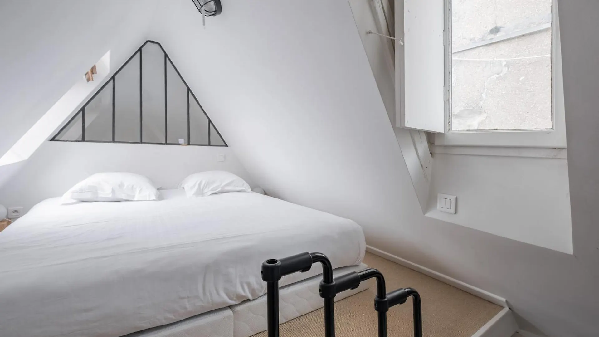 Apartment Veeve - Modern-chic Mezzanine *